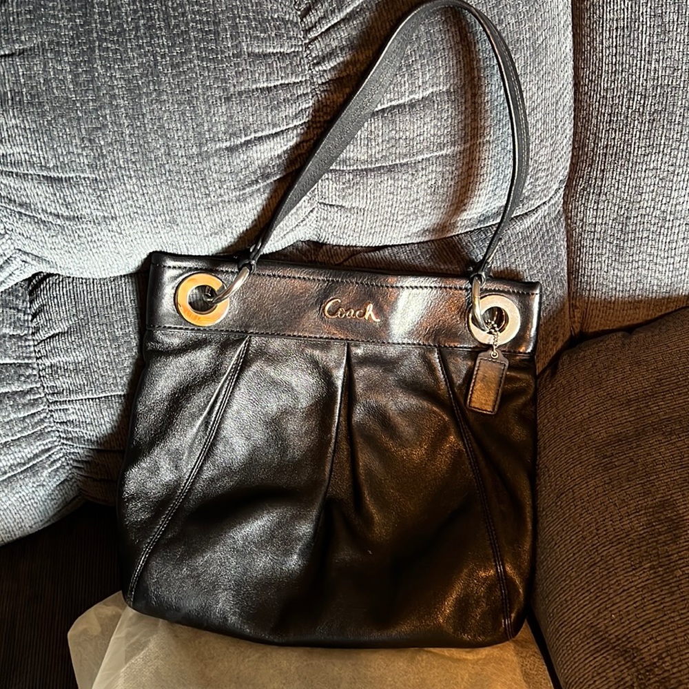 Coach shoulder bag